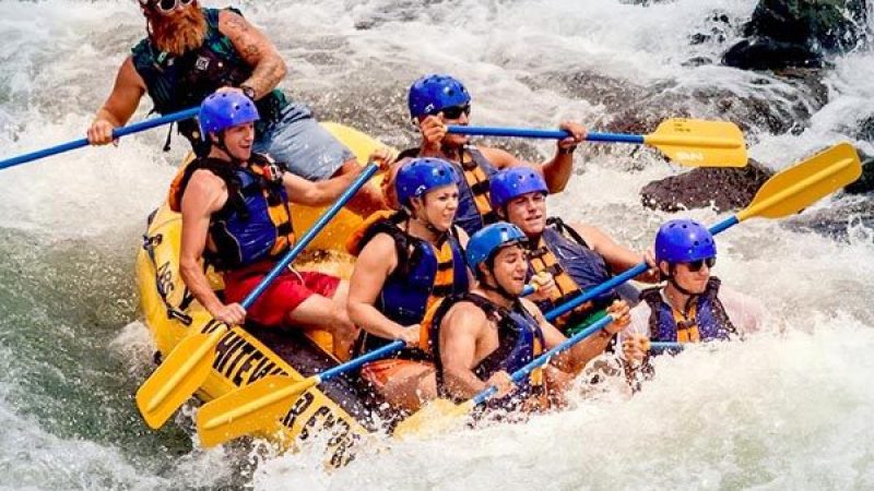 White-Water-Rafting-1-op432m7rn8oylut2bnoggw55ts106la44uet0ubhww